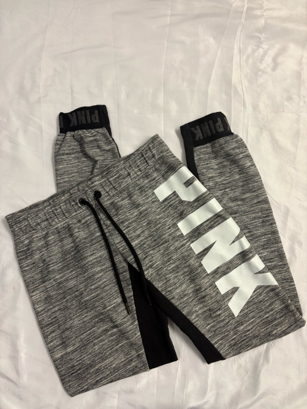 Victoria’s Secret PINK Gray Tuxedo Skinny Joggers Sweatpants - XS